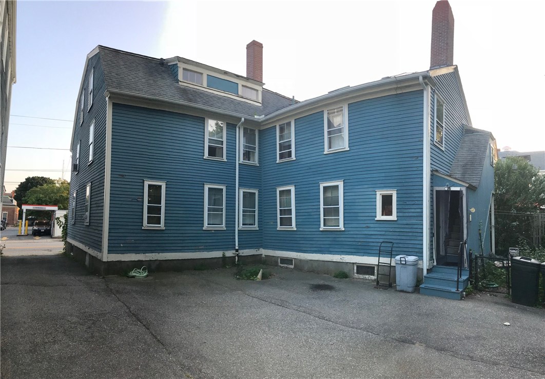 48 Market Street Warren, RI 02885 - Photo 4 of 5 Gallery Image 4