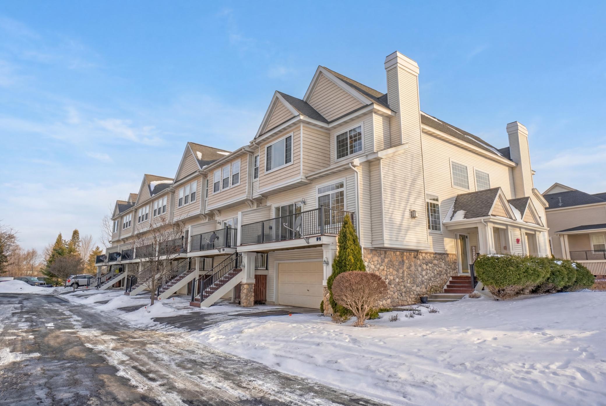 4333 Victor Path, Unit 3 Hugo, MN 55038 - Photo 3 of 22