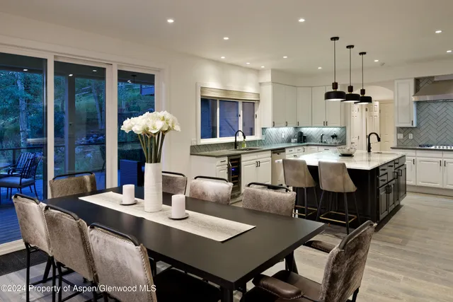 a view of a dining room and livingroom view