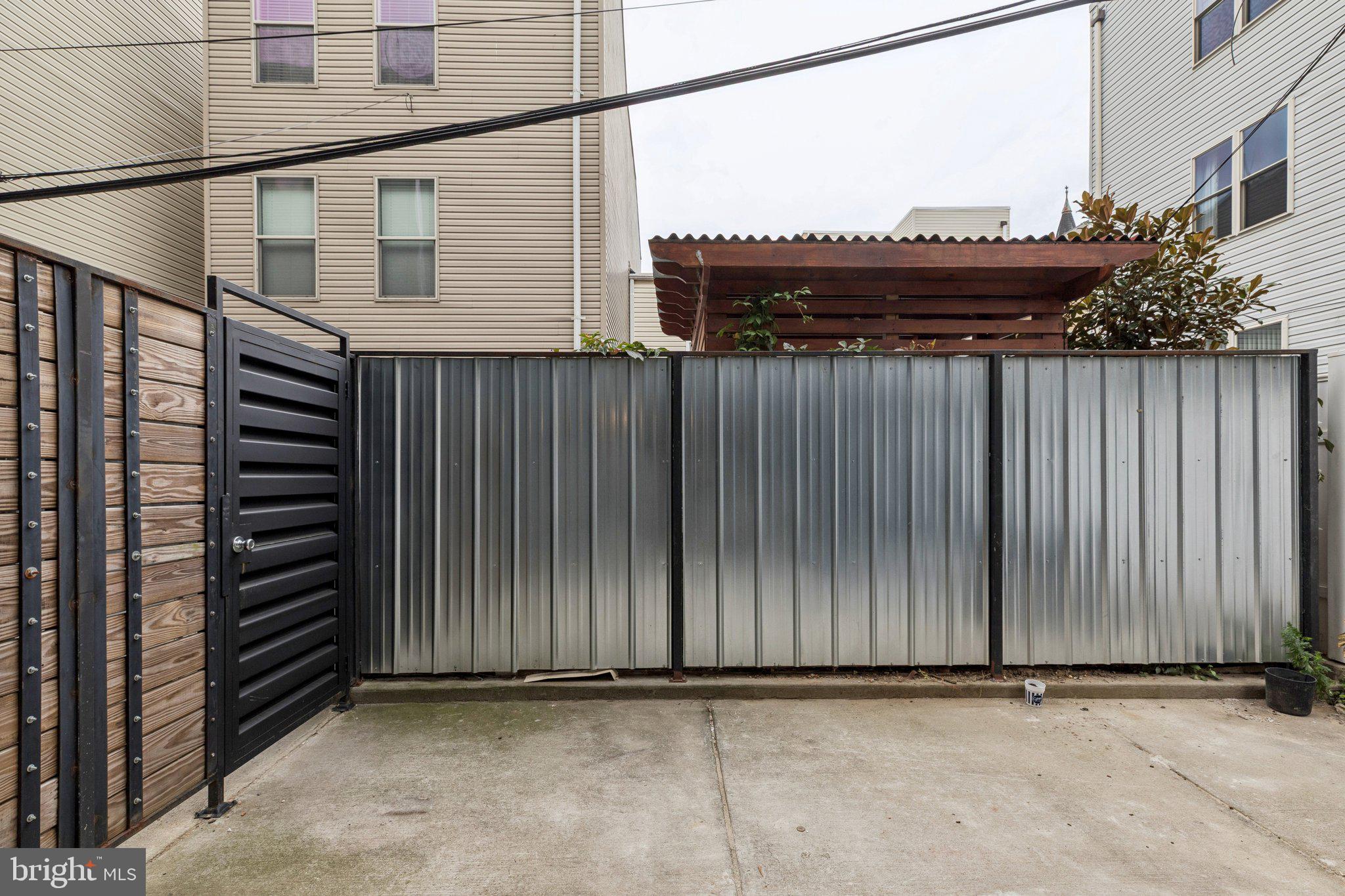 814 North Uber Street, Unit 2 Philadelphia, PA 19130 - Photo 18 of 68