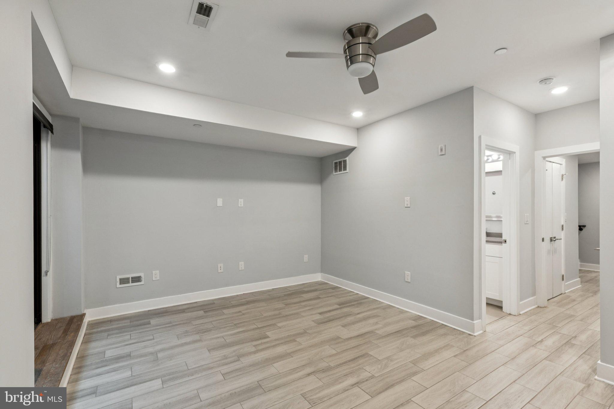 814 North Uber Street, Unit 2 Philadelphia, PA 19130 - Photo 26 of 68