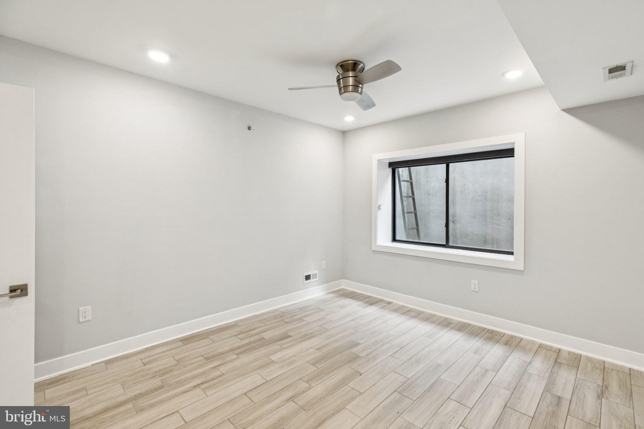 814 North Uber Street, Unit 2 Philadelphia, PA 19130 - Photo 45 of 68