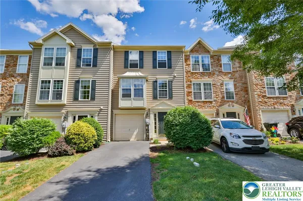 $2,500 | 7832 Red Hawk Court, Breinigsville, PA 18031