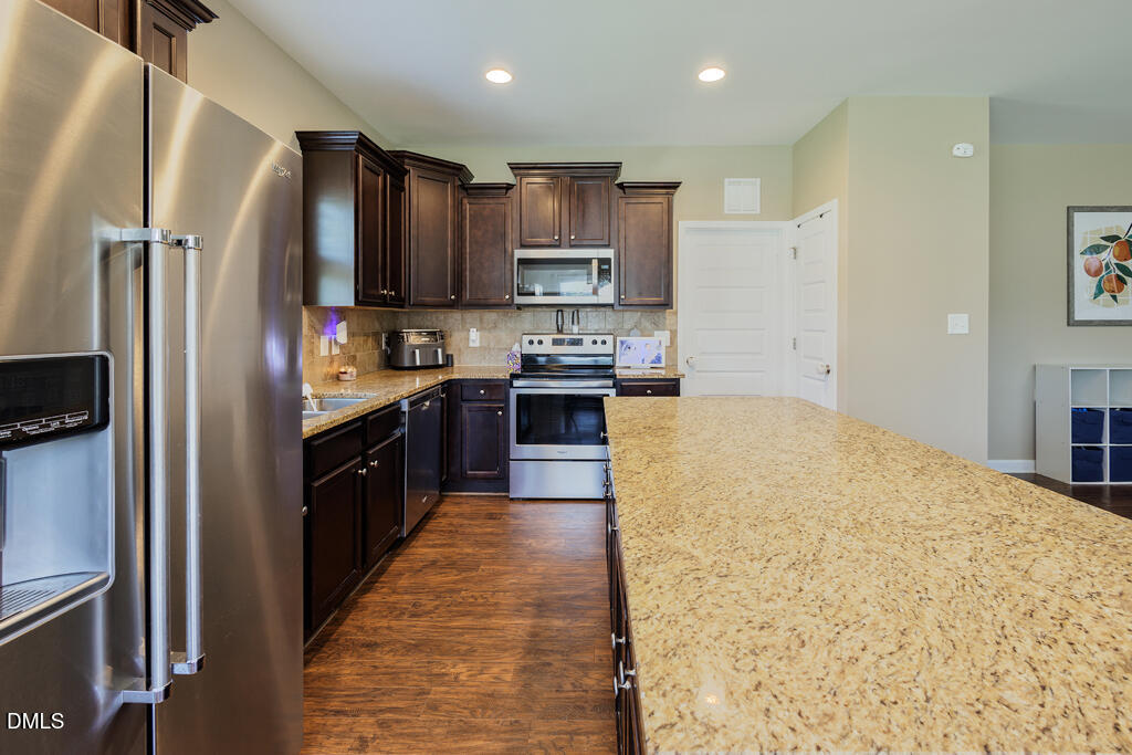 30 Inman Way Selma, NC 27576 - Photo 5 of 30