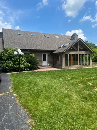 $299,999 | 24715 South Oak Lane, Crete, IL 60417