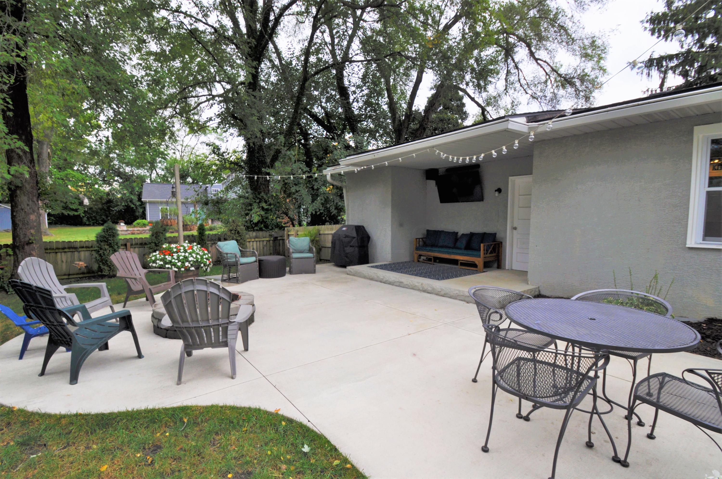 1575 Fishinger Road Upper Arlington, OH 43221 - Photo 8 of 41