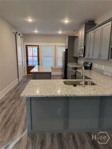 $2,800 | 417 West 32nd Street, Unit B, Savannah, GA 31415