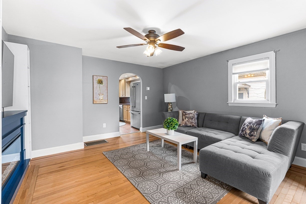 229 Fulton Street Medford, MA 02155 - Photo 4 of 34