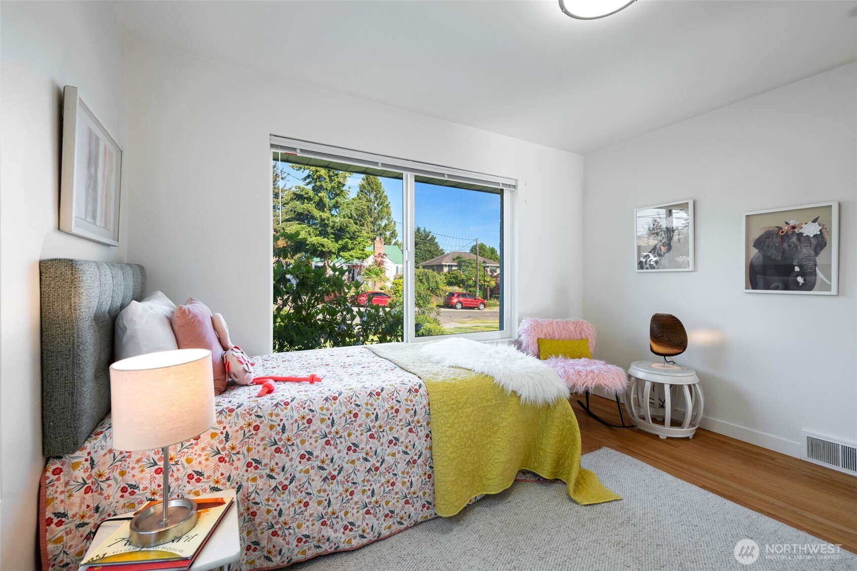 10617 39th Avenue Southwest Seattle, WA 98146 - Photo 19 of 39