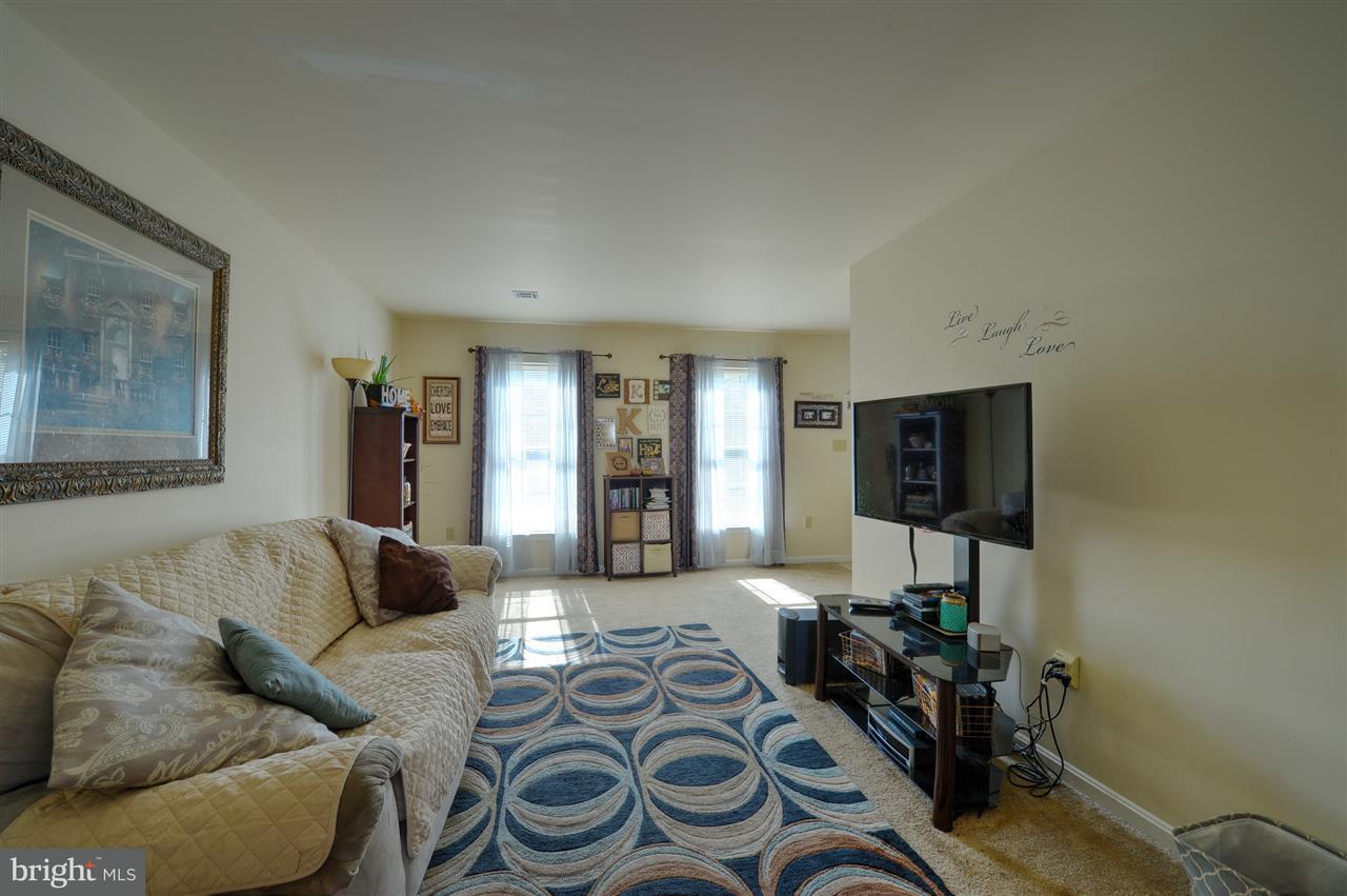 305 Saddle Ridge Court Harrisburg, PA 17110 - Photo 3 of 20