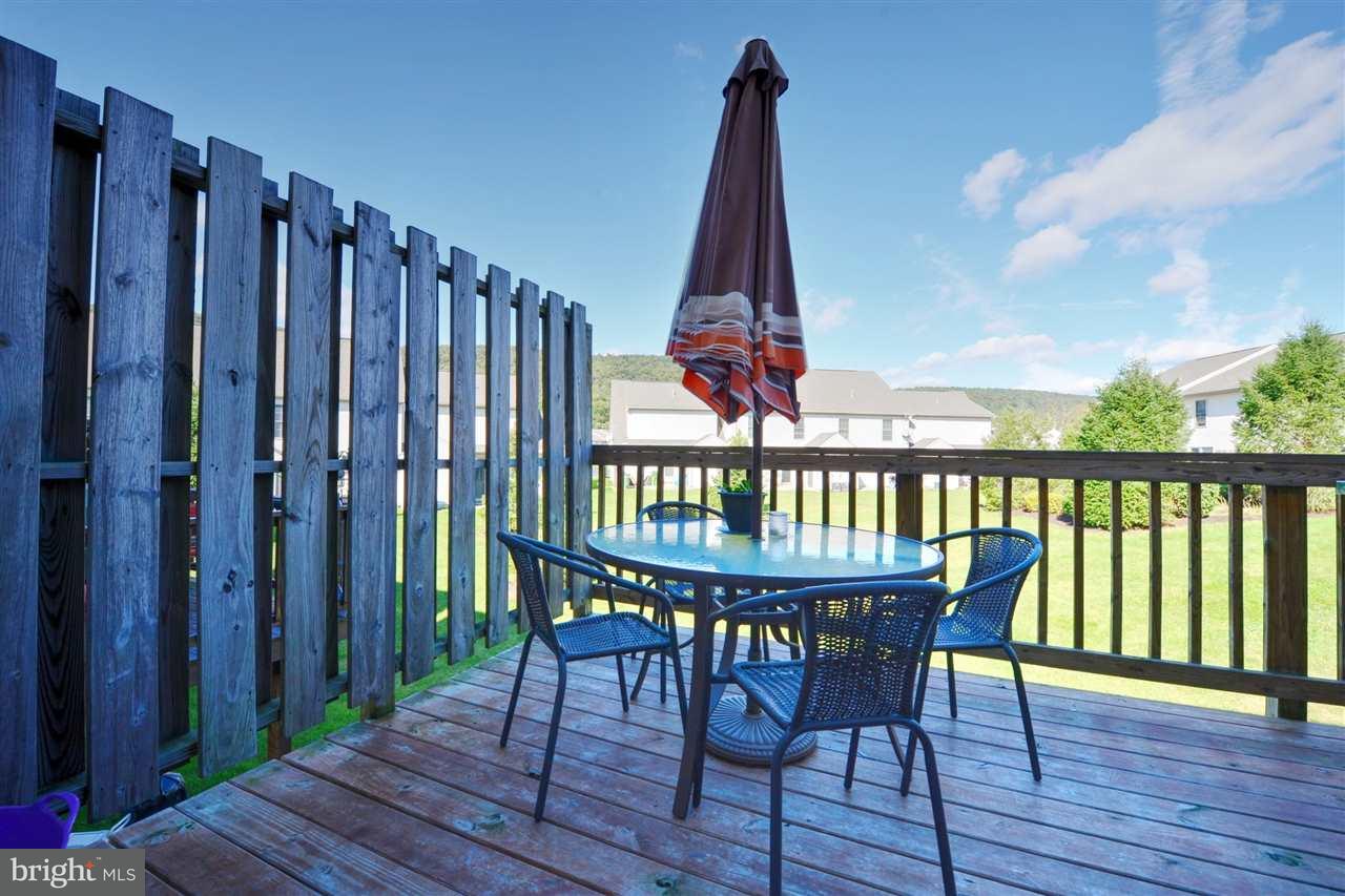 305 Saddle Ridge Court Harrisburg, PA 17110 - Photo 8 of 20