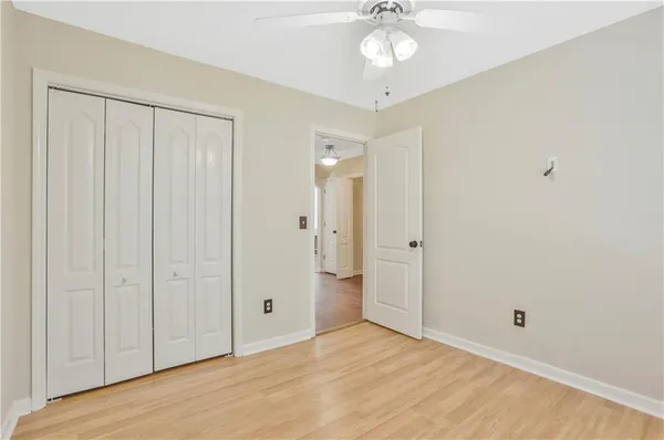 $2,600 | 328 White Oak Way, Canton, GA 30114