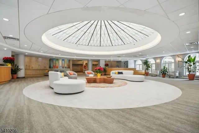 $239,000 | 10 Smith Manor Boulevard, Unit 107, West Orange, NJ 07052