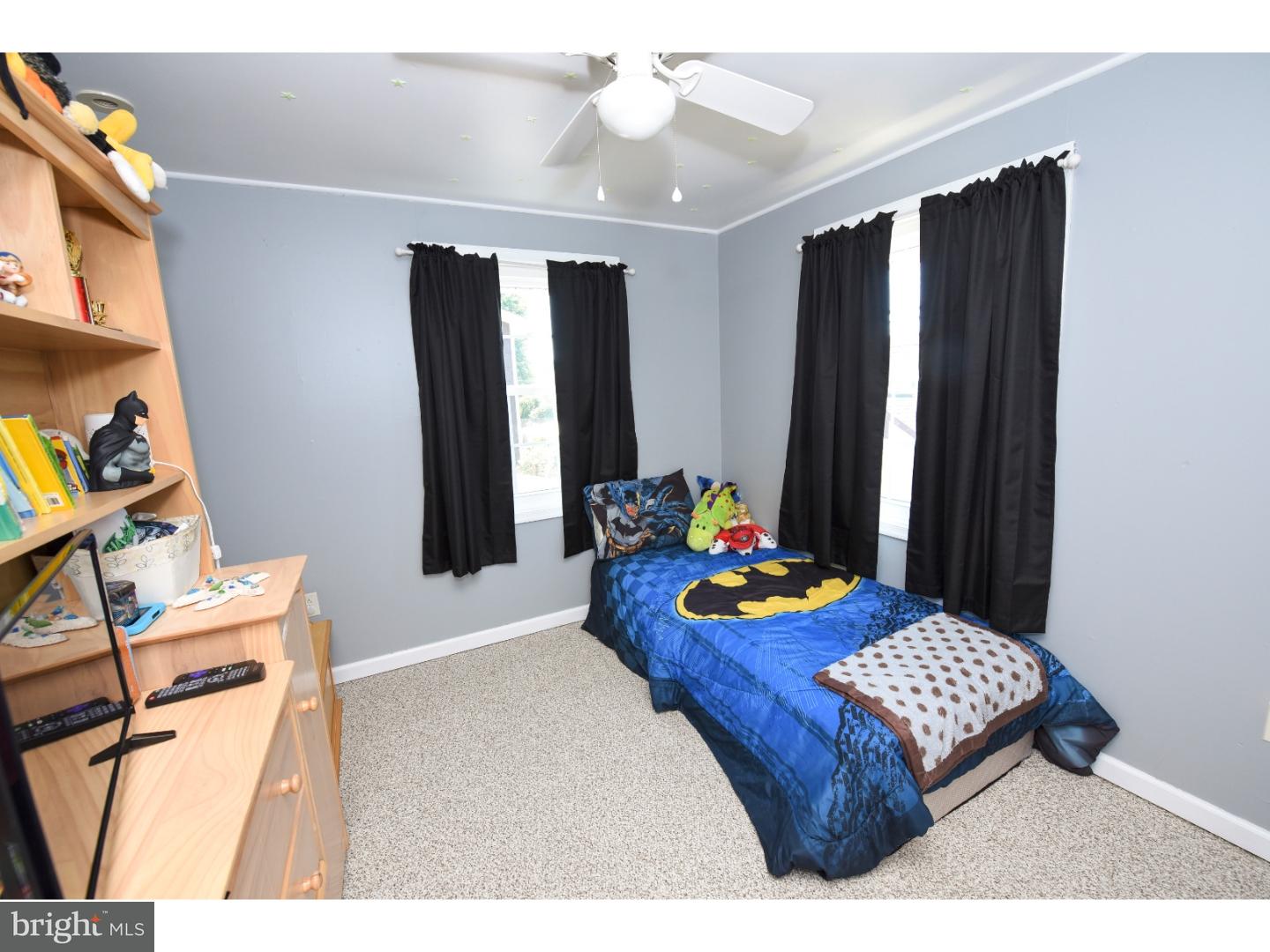 76 Terrace Road Levittown, PA 19056 - Photo 16 of 17