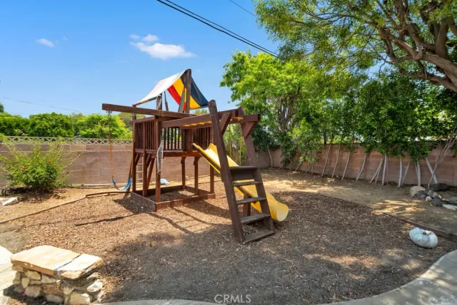 $925,000 | 7812 Fairchild Avenue, Winnetka, CA 91306