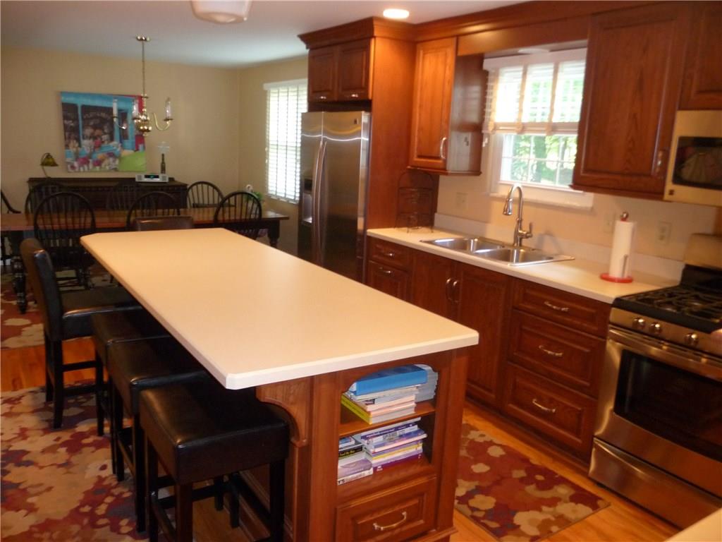 8823 Willoughby Road Pittsburgh, PA 15237 - Photo 13 of 24 Gallery Image 13
