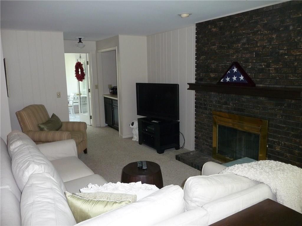 8823 Willoughby Road Pittsburgh, PA 15237 - Photo 17 of 24 Gallery Image 17