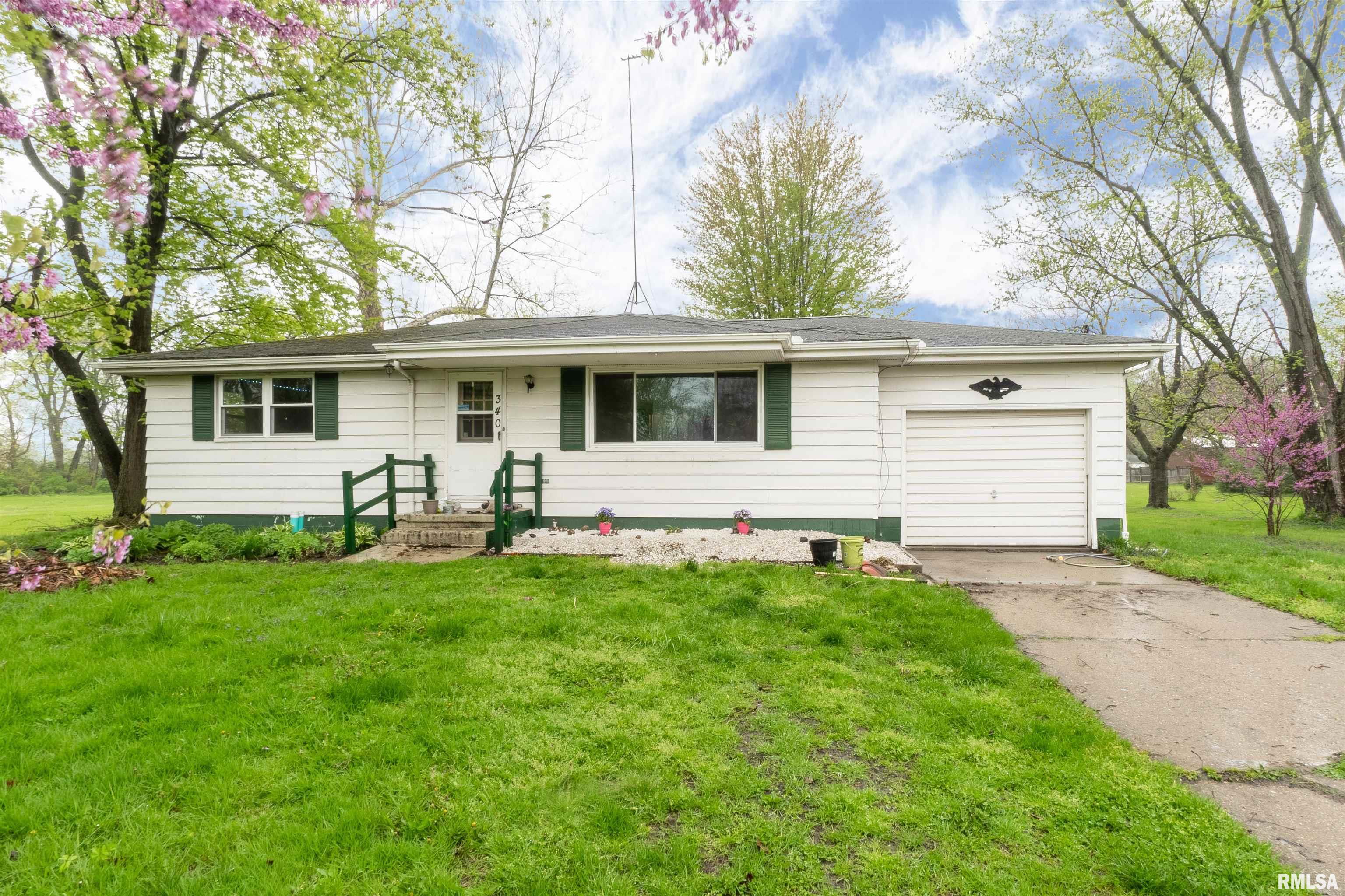 340 South Fulton Street Banner, IL 61520 - Photo 1 of 16 Gallery Image 1