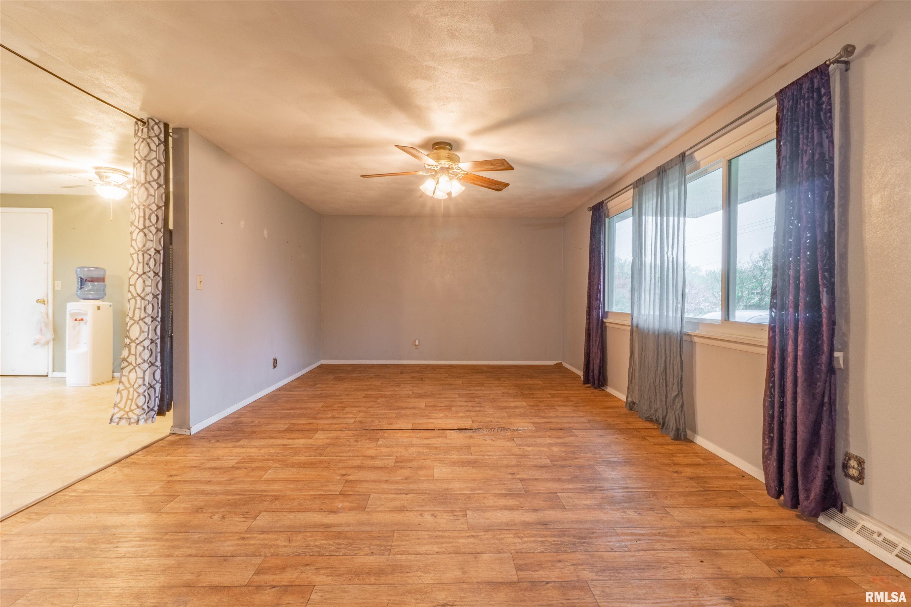 340 South Fulton Street Banner, IL 61520 - Photo 6 of 16 Gallery Image 6