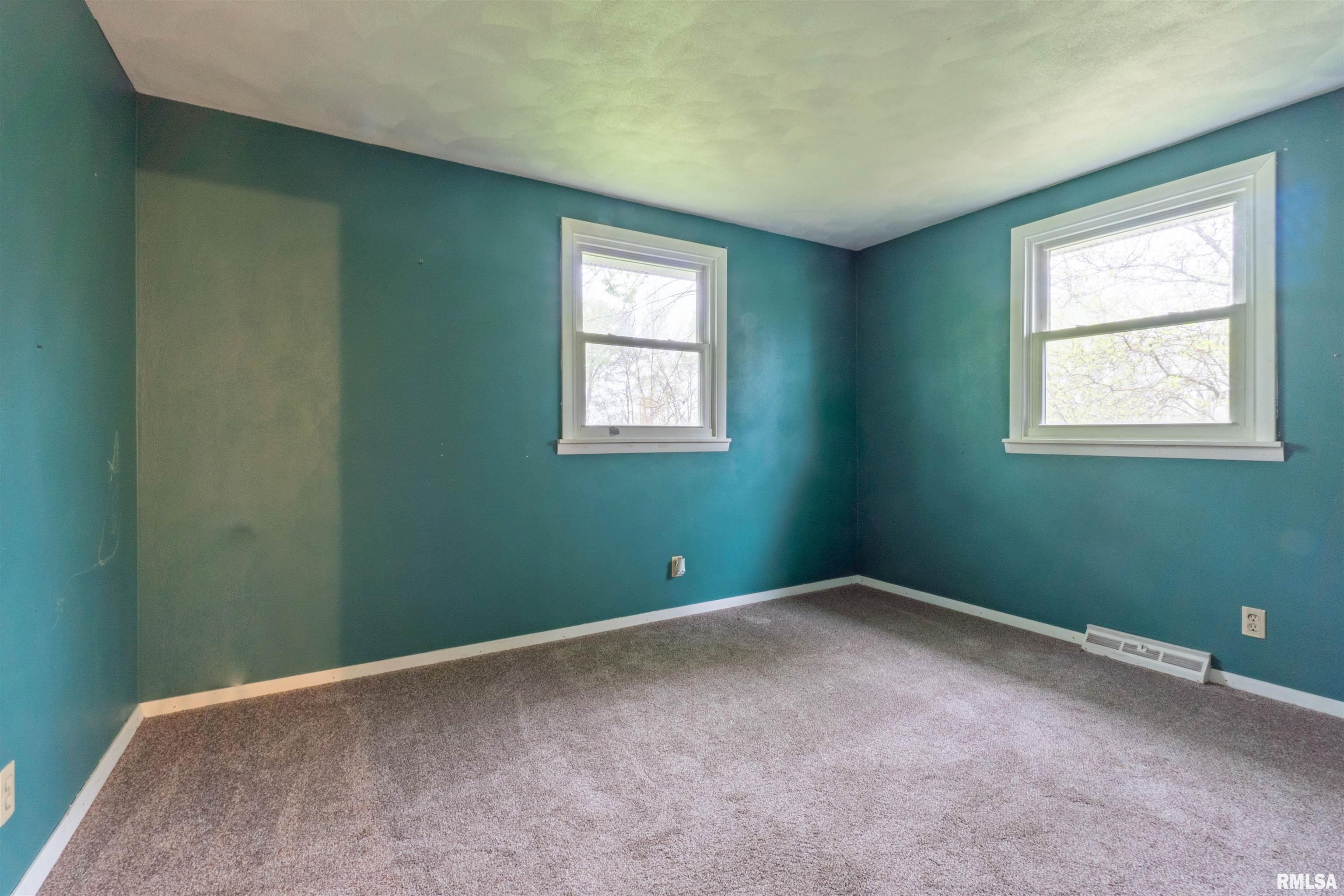 340 South Fulton Street Banner, IL 61520 - Photo 9 of 16 Gallery Image 9