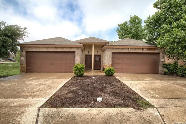 $499,900 | 402 Joanne Loop, Buda, TX 78610