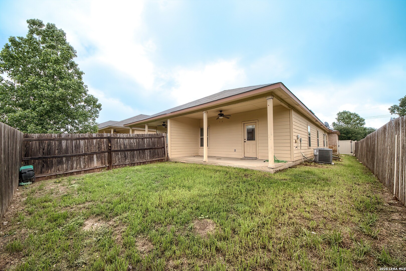 402 Joanne Loop Buda, TX 78610 - Photo 22 of 25