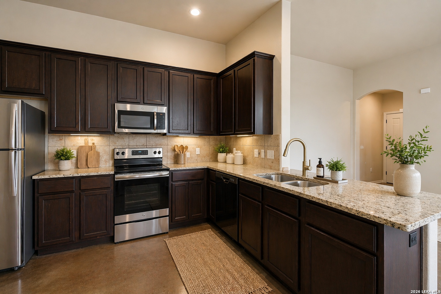 402 Joanne Loop Buda, TX 78610 - Photo 5 of 25