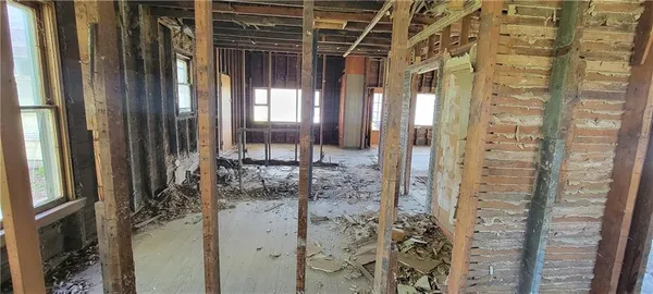 $29,000 | 712 North 2nd Street, Iola, KS 66749