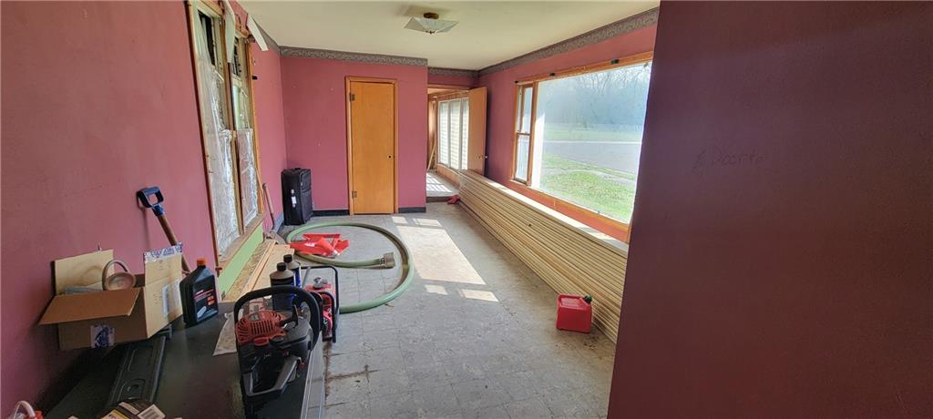 712 North 2nd Street Iola, KS 66749 - Photo 18 of 24
