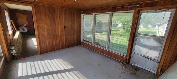 $29,000 | 712 North 2nd Street, Iola, KS 66749