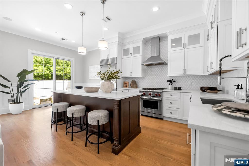 22 Gabriel Court, Unit 22 Paramus, NJ 07652 - Photo 10 of 44