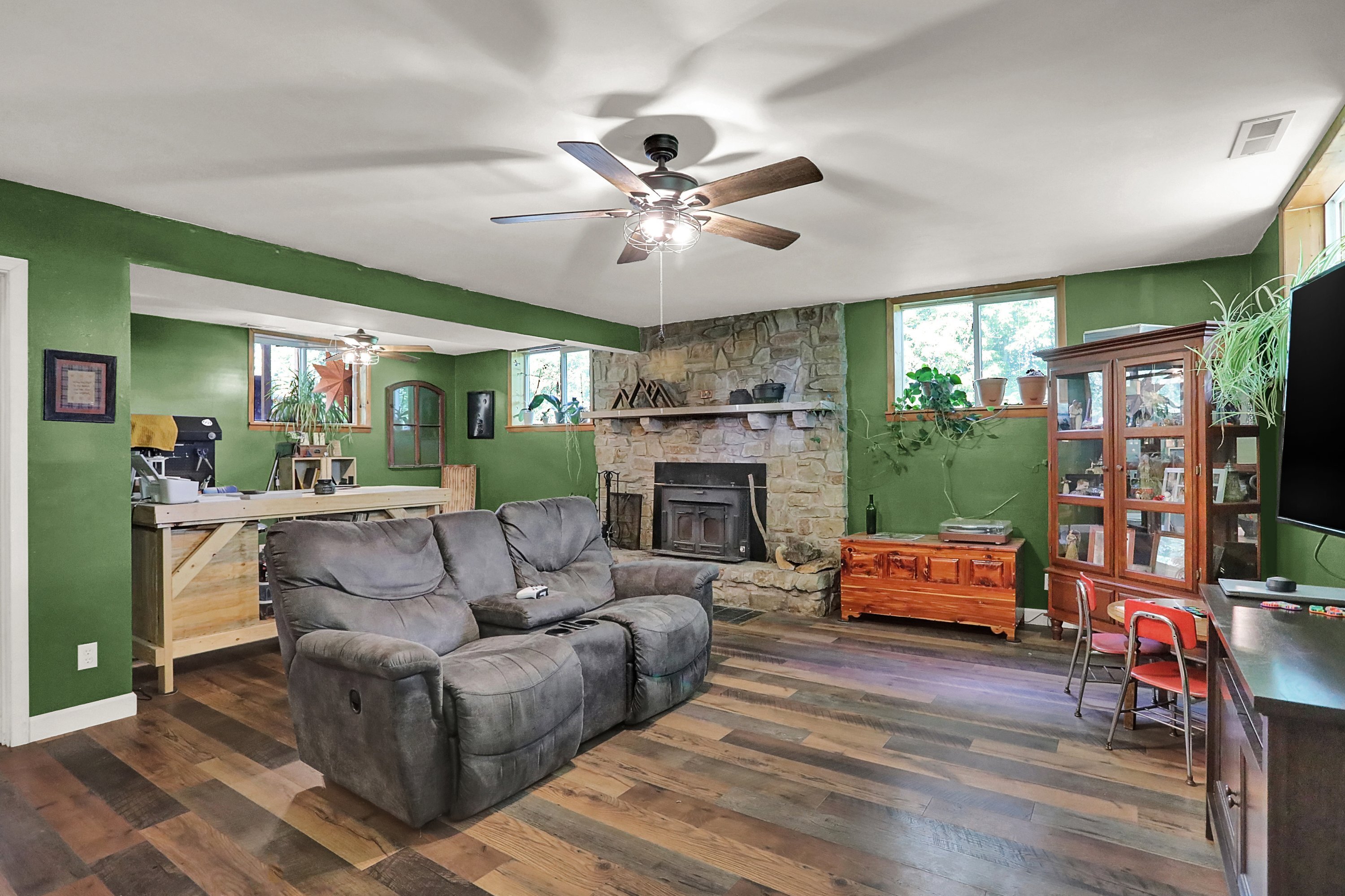 7630 South Sprague Road Columbus, IN 47201 - Photo 17 of 34
