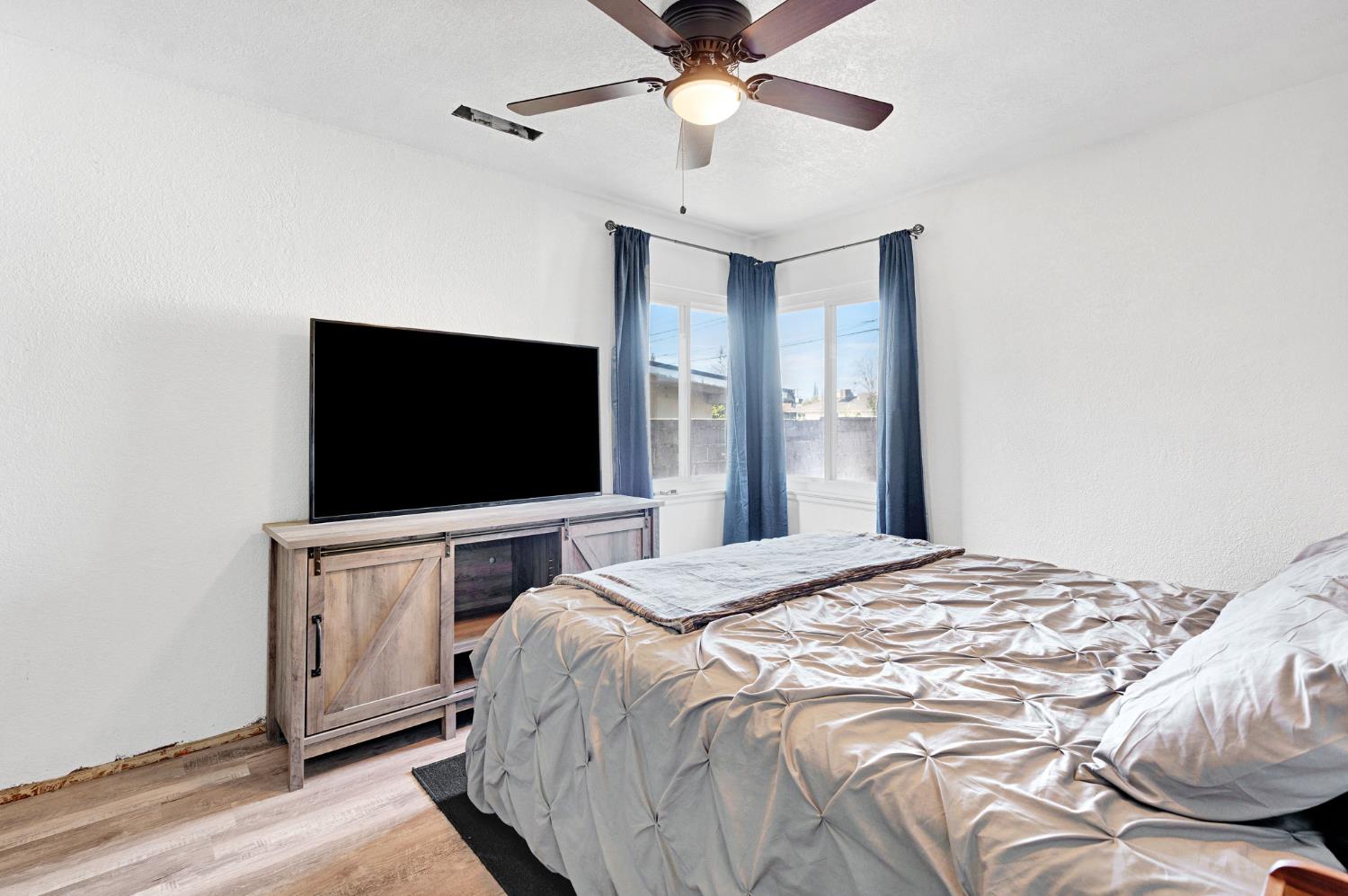 1328 West Normal Avenue Fresno, CA 93705 - Photo 21 of 30