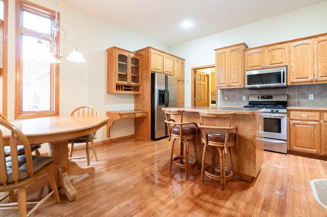 $392,000 | 3392 Glynwater Trail Northwest, Prior Lake, MN 55372