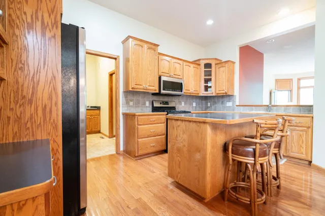 $392,000 | 3392 Glynwater Trail Northwest, Prior Lake, MN 55372