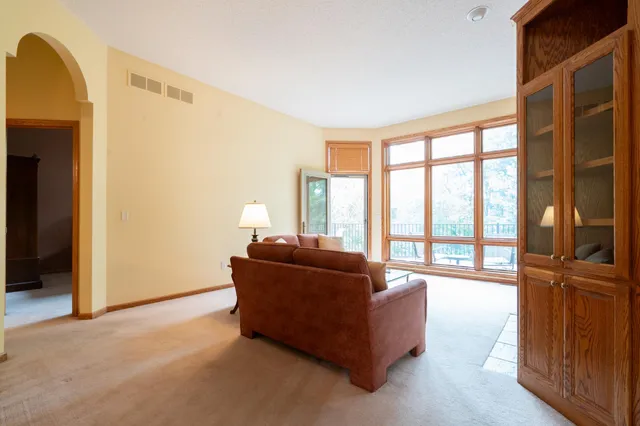 $392,000 | 3392 Glynwater Trail Northwest, Prior Lake, MN 55372