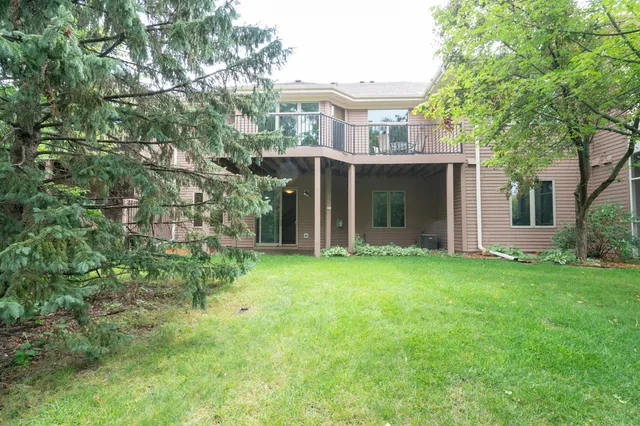 $392,000 | 3392 Glynwater Trail Northwest, Prior Lake, MN 55372
