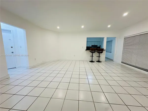$1,950 | 50 Park Drive, Unit 3, Bal Harbour, FL 33154