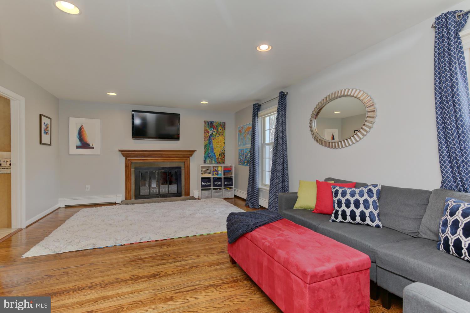 701 Mancill Road Wayne, PA 19087 - Photo 16 of 32 Family Room