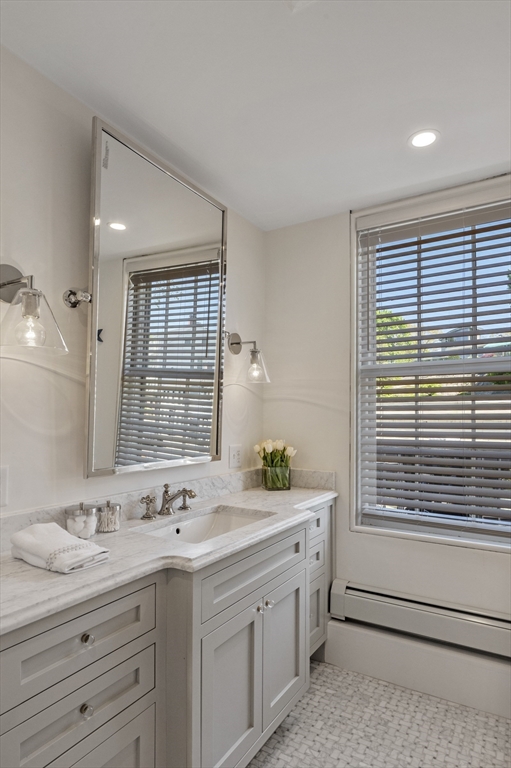21 Union Street Manchester, MA 01944 - Photo 15 of 29
