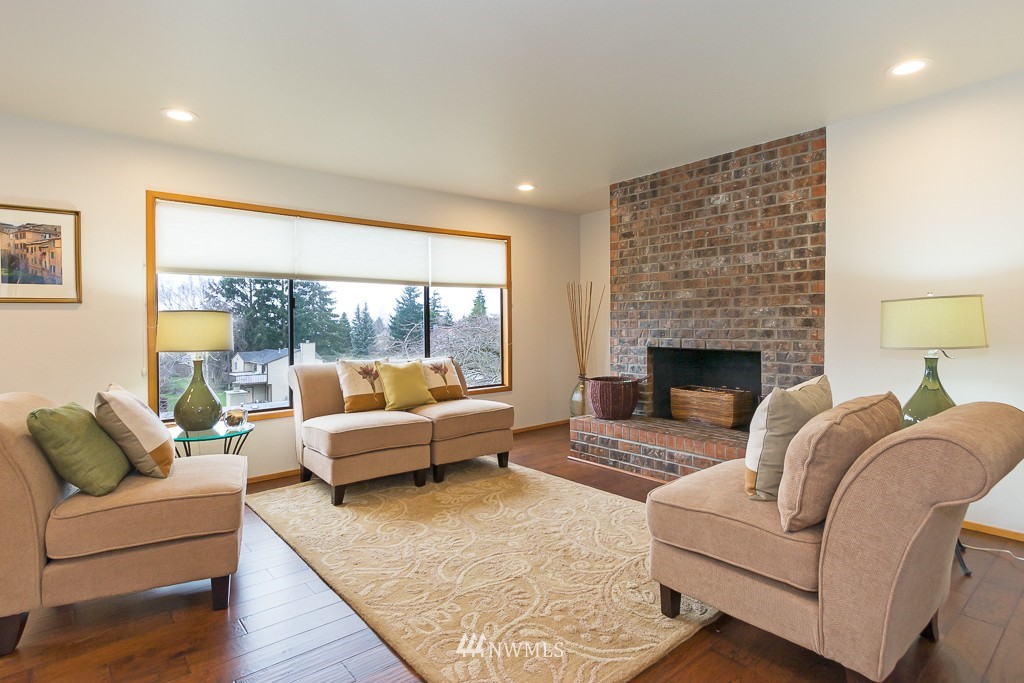 411 Index Place Northeast Renton, WA 98056 - Photo 3 of 23