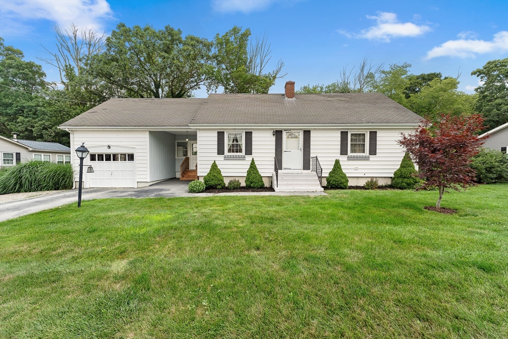 7 Stephen Drive Webster, MA 01570 - Photo 3 of 38 a view of a house with backyard and a tree