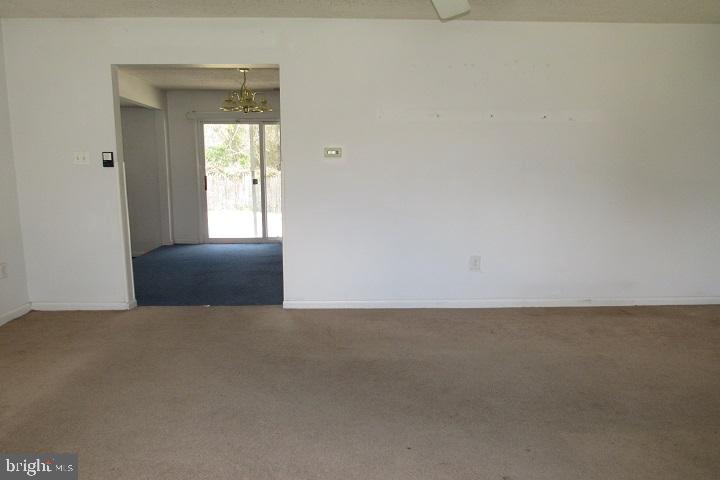 31 King James Road Williamstown, NJ 08094 - Photo 7 of 27 Gallery Image 7