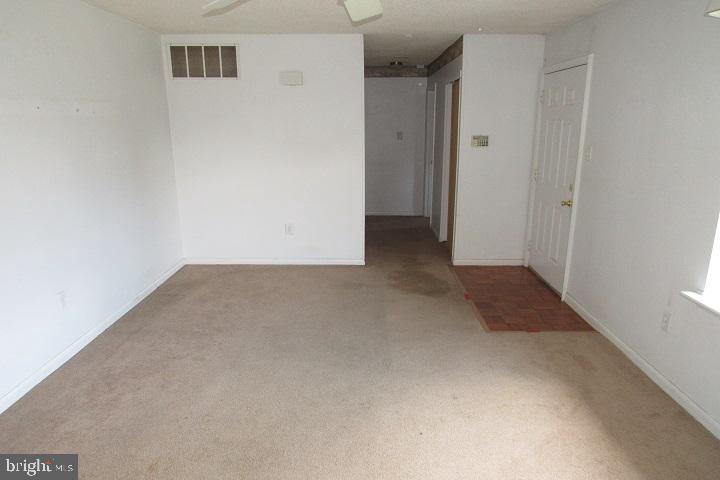 31 King James Road Williamstown, NJ 08094 - Photo 8 of 27 Gallery Image 8