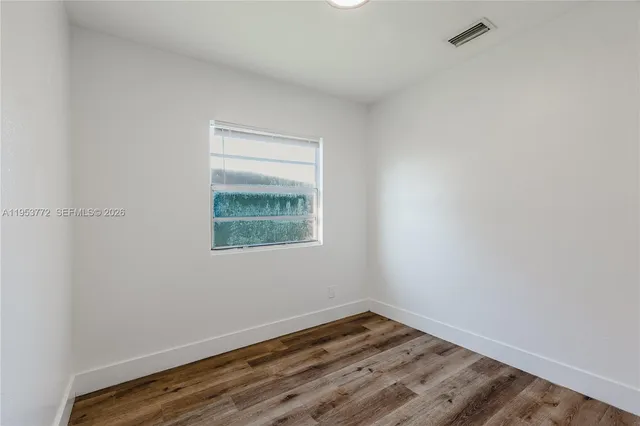 $3,000 | 4338 Northwest 24th Avenue, Miami, FL 33142