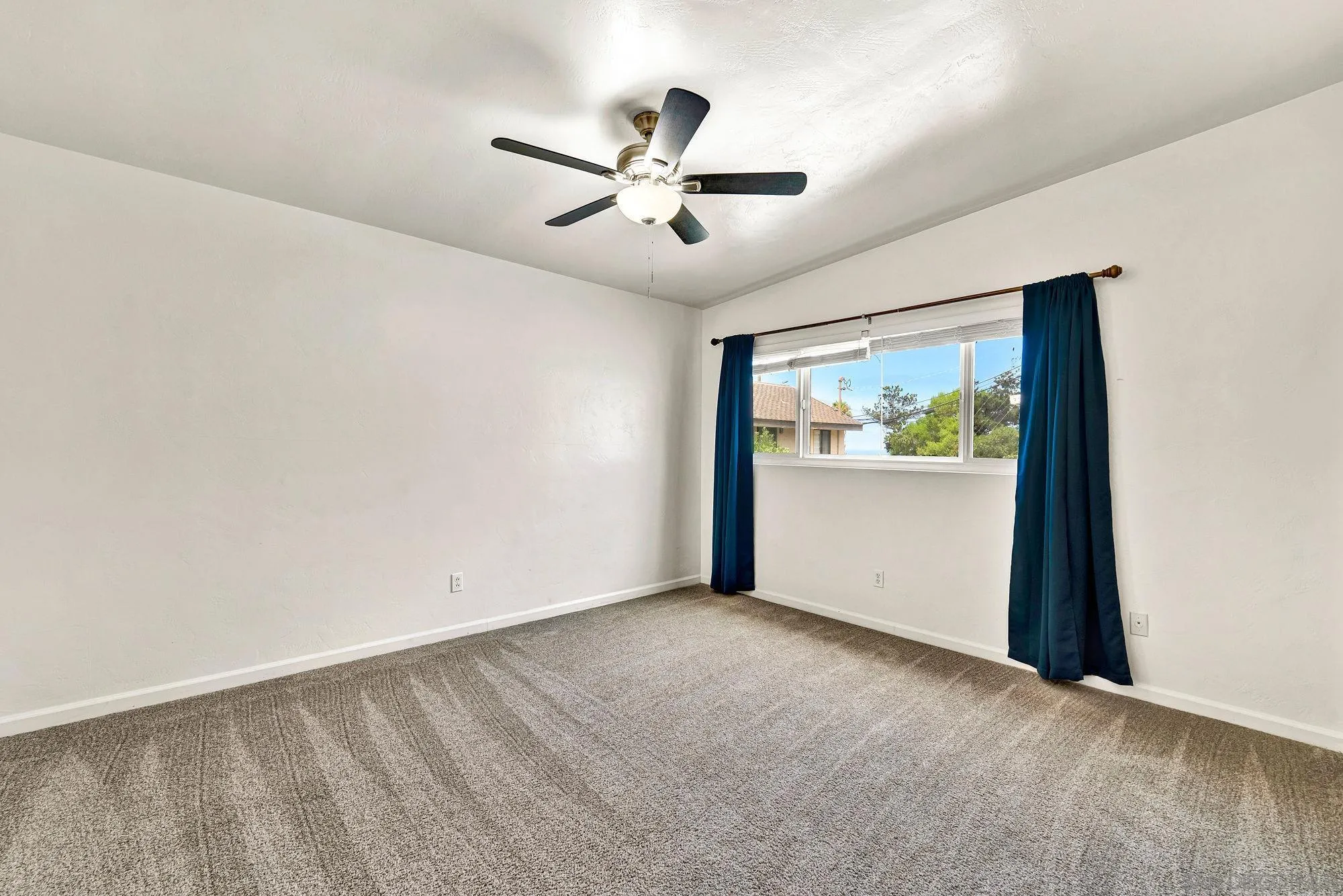 328-30 9th Street Del Mar, CA 92014 - Photo 28 of 72