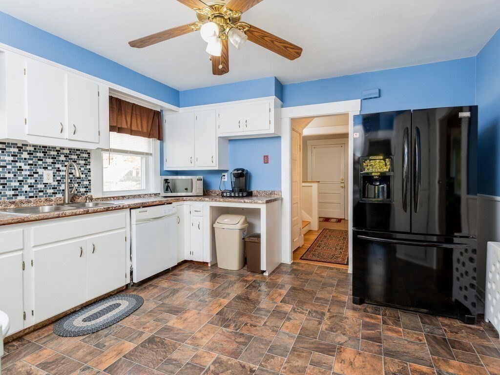 94 Lebanon Hill Road Southbridge, MA 01550 - Photo 3 of 30 Gallery Image 3