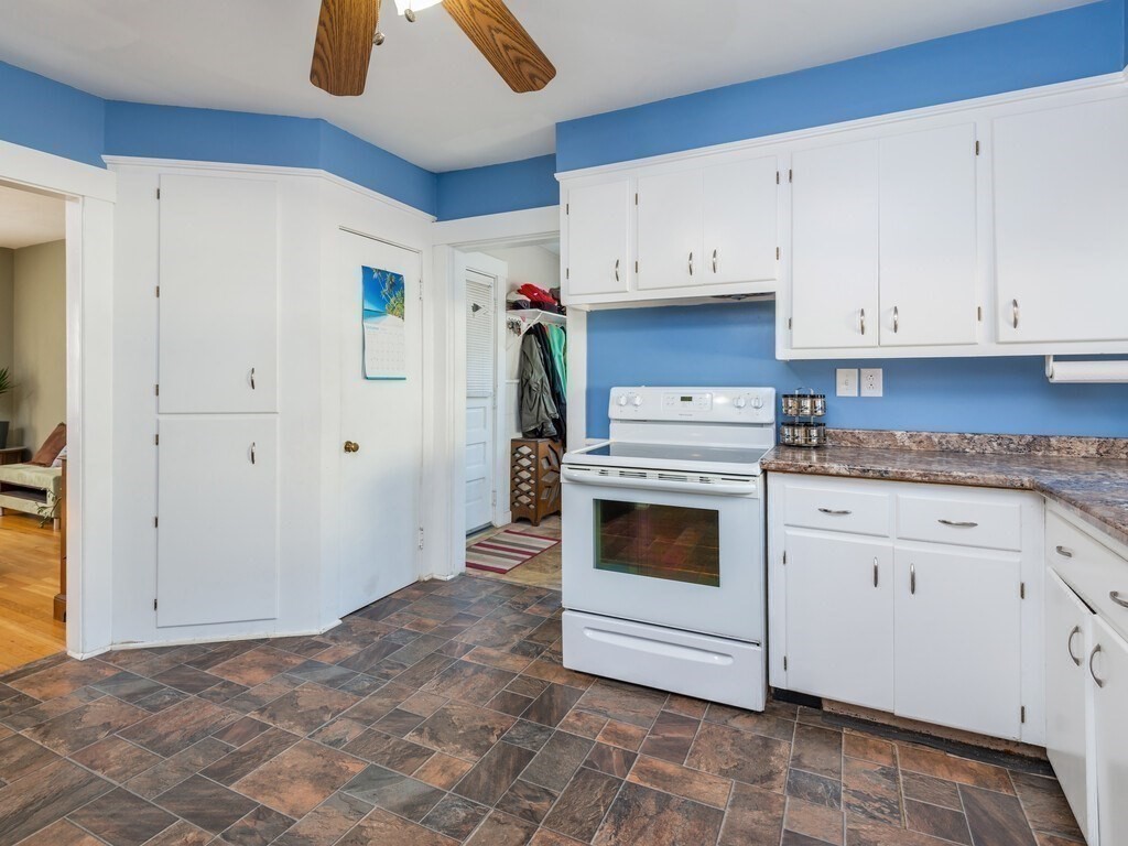 94 Lebanon Hill Road Southbridge, MA 01550 - Photo 5 of 30 Gallery Image 5