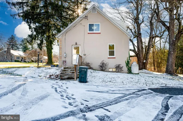 $284,900 | 175 Forgedale Road, Fleetwood, PA 19522