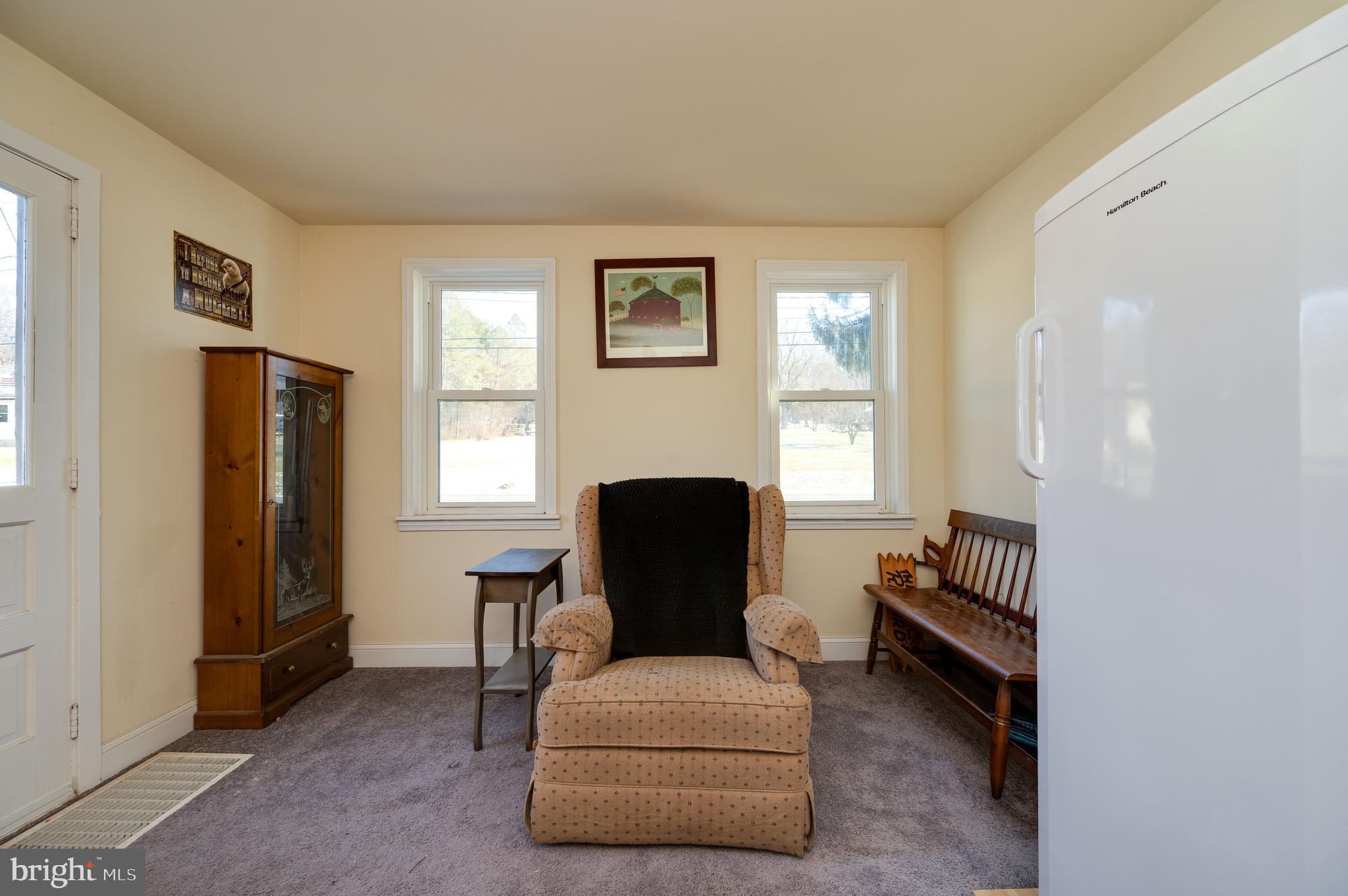 175 Forgedale Road Fleetwood, PA 19522 - Photo 6 of 42 a living room with furniture and a window